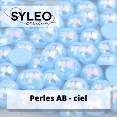 Demi perles taille 6 mm ciel AB